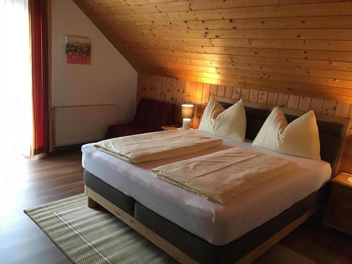 Gerstbreinhof Bed and Breakfast Bad Sankt Leonhard im Lavanttal Exteriör bild